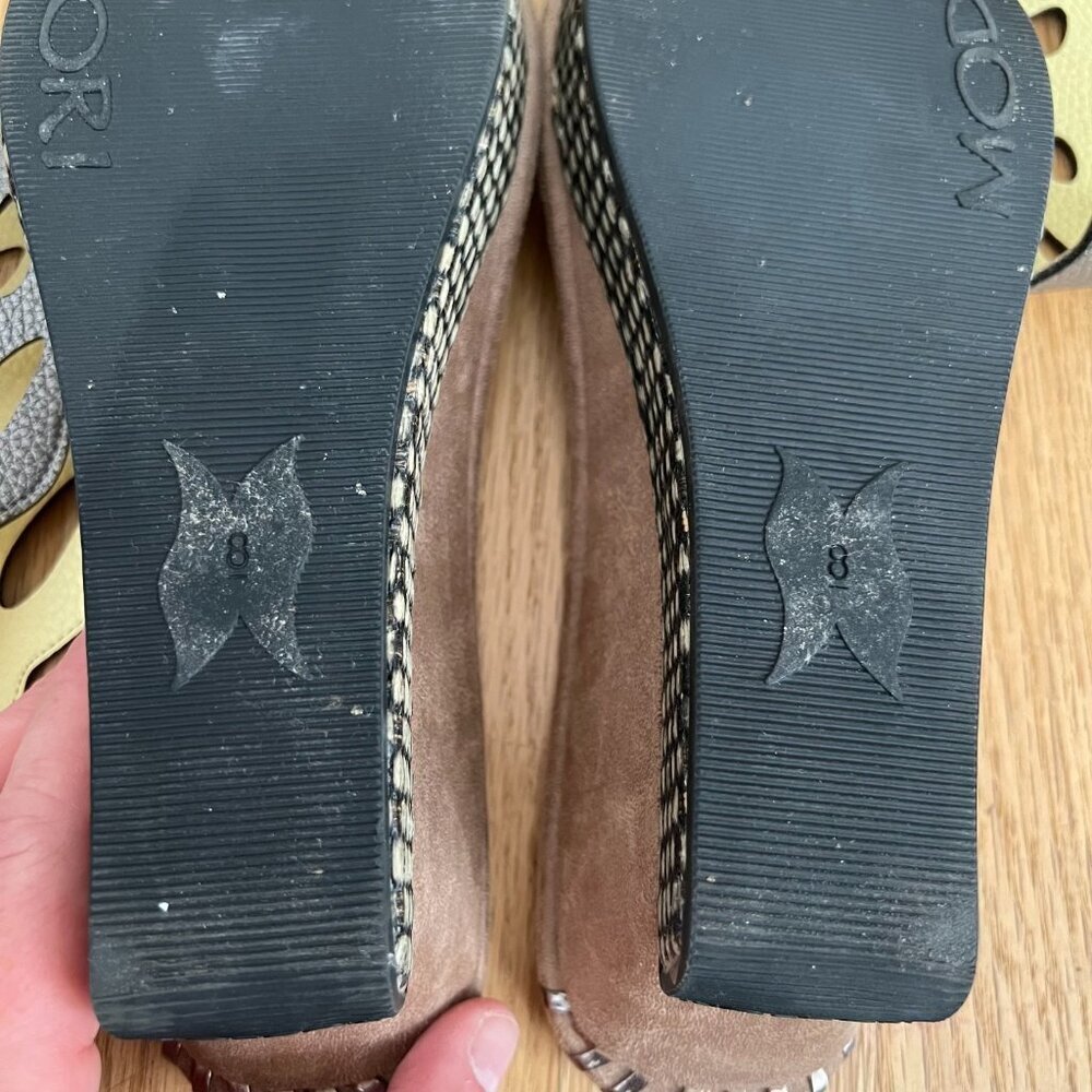 Modzori Troya 3 Butter Flip To Pewter Reversible Wedge Sandals Women's SIze 8 - Picture 9 of 9